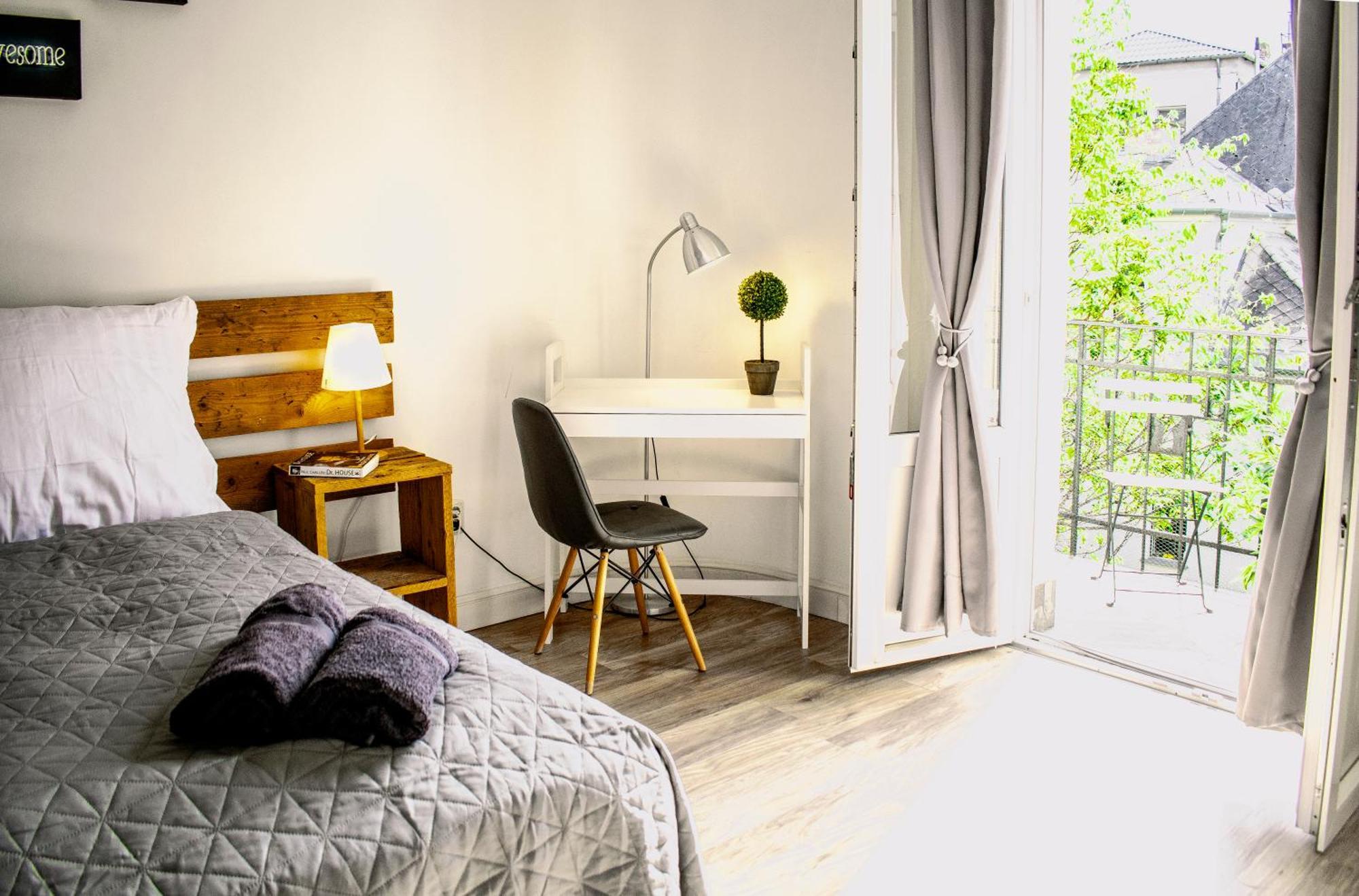 3 Room Apartment In The Beautiful Street Budapest Esterno foto