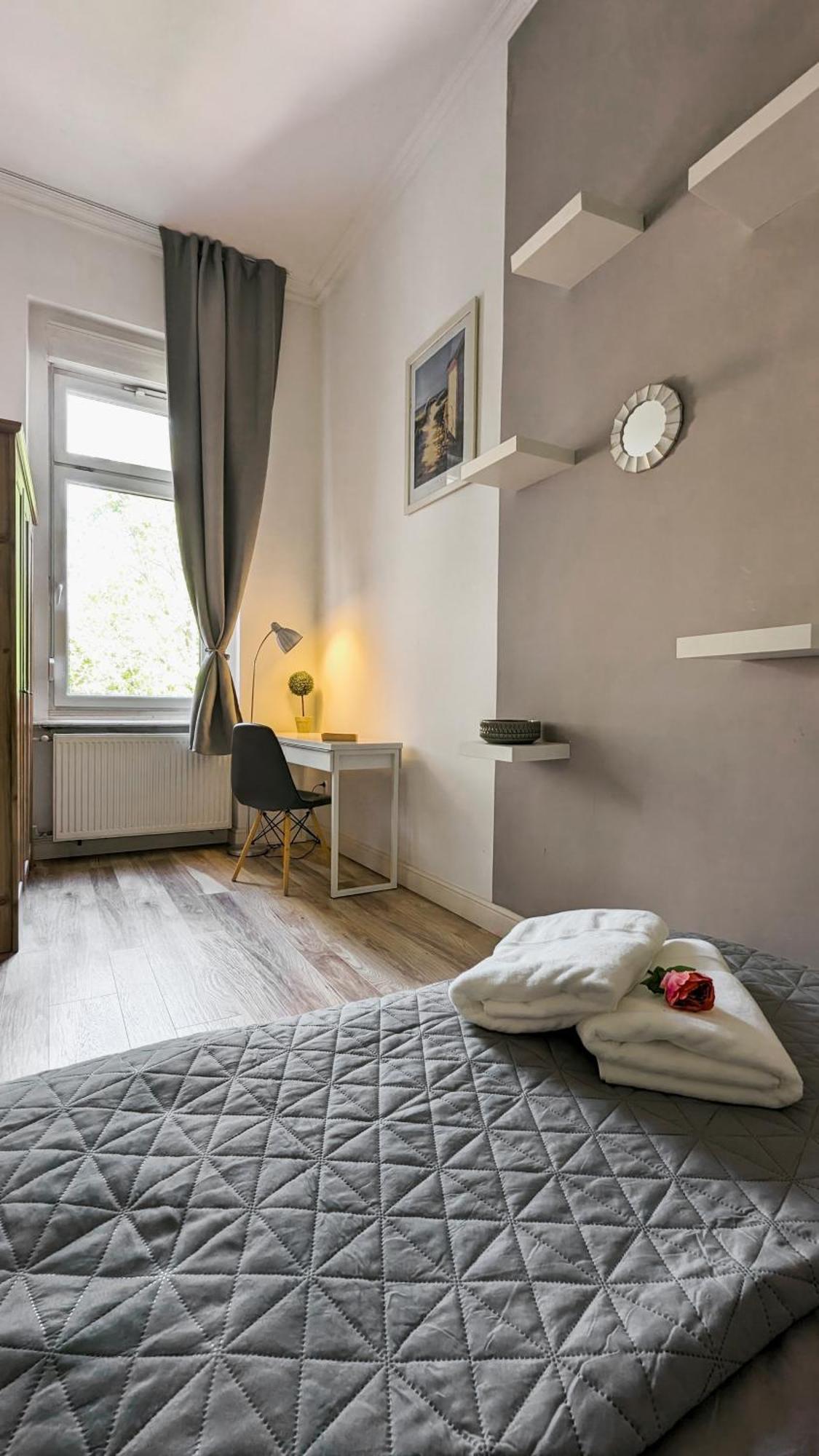 3 Room Apartment In The Beautiful Street Budapest Esterno foto